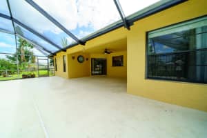 8781  Placid Terrace, Lake Worth Beach, FL 33467 Sold 12/09/22