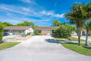4949  Saratoga Road, West Palm Beach, FL 33415 Sold 11/18/22