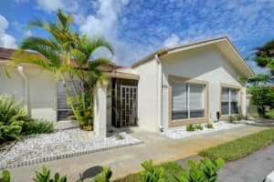 852 Lago Rd, Delray Beach, FL 33445, Sold 12/19/22