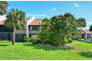 1600 NE Dixie Highway   2-206, Jensen Beach, FL 34957 Sold 12/19/22