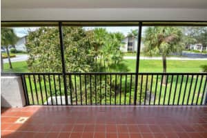 1600 NE Dixie Highway   2-206, Jensen Beach, FL 34957 Sold 12/19/22
