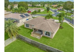 568  High Hawk Circle Circle, Vero Beach, FL 32962 Sold 03/03/23