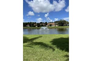 814 Blue Ridge Cir, West Palm Beach, FL 33409, Sold 01/03/23