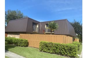 6480 SE Windsong Lane, Stuart, FL 34997 Sold 01/20/23