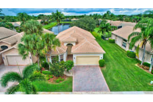 6880  Imperial Beach Circle, Delray Beach, FL 33446 Sold 01/27/23