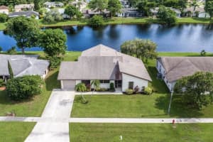 14748  Hideaway Lake Lane, Delray Beach, FL 33484 Sold 01/27/23