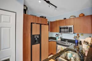 146 Moorings Dr, Lantana, FL 33462, Sold 11/28/22