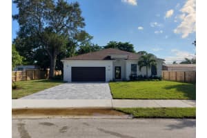 4778 Dolphin Dr, Greenacres, FL 33463, Sold 11/16/22