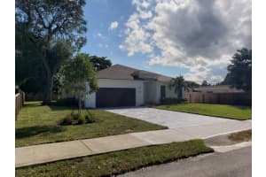 4778 Dolphin Dr, Greenacres, FL 33463, Sold 11/16/22