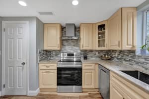 161 NW 12th Avenue, Boca Raton, FL 33486 Sold 02/24/23