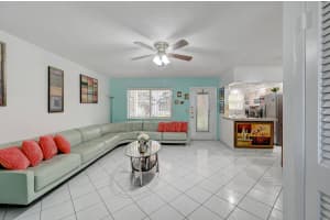 581  Blue Heron Drive   121-B, Hallandale Beach, FL 33009 Sold 12/06/22