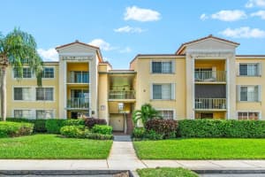 135  Yacht Club Way   303, Hypoluxo, FL 33462 Sold 12/06/22