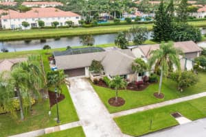 48  Vista Del Rio, Boynton Beach, FL 33426 Sold 12/02/22