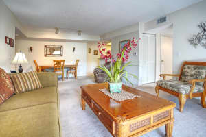 1200 Crestwood Ct S, Royal Palm Beach, FL 33411, Sold 12/19/22