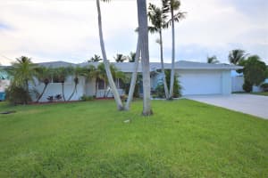 1036 SW 26th Avenue, Boynton Beach, FL 33426 Sold 05/08/23