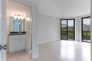 2778 S Ocean Blvd, Palm Beach, FL 33480, Sold 01/25/23