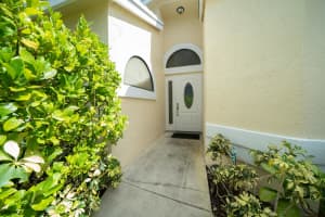 8095 Covington Ct, Lake Worth, FL 33467, Sold 03/21/23