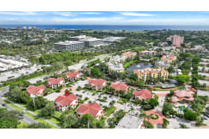 15 Uno Lago Dr, North Palm Beach, FL 33408, Sold 12/09/22