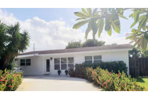 3720  Lake Osborne Drive, Lake Worth Beach, FL 33461 Sold 11/23/22