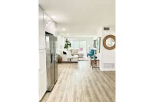 2929 SE Ocean Boulevard   117-4, Stuart, FL 34996 Sold 12/21/22