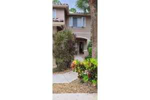 4639 Pinemore Ln, Greenacres, FL 33463, Sold 12/13/22