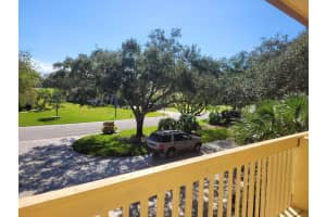 2999 Bent Pine Dr, Fort Pierce, FL 34951, Sold 01/17/23