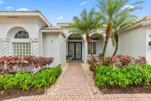 6998 SE Sleepy Hollow Lane, Stuart, FL 34997 Sold 12/30/22