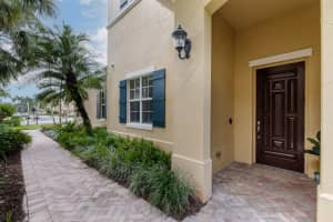 313  Chambord Terrace   313, Palm Beach Gardens, FL 33410 Sold 12/28/22