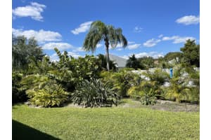 3820  9th Place, Vero Beach, FL 32960 Sold 06/15/23