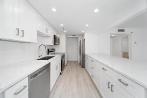 859  Jeffery Street   310, Boca Raton, FL 33487 Sold 01/04/23