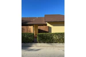 464  Springdale Circle   46-D, Palm Springs, FL 33461 Sold 12/09/22