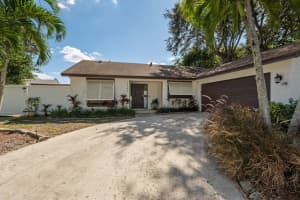9940  Floral Park Lane, Boca Raton, FL 33428 Sold 02/17/23
