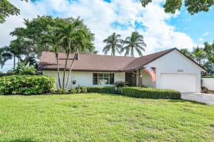 2700 SW 5th St, Delray Beach, FL 33445, Sold 01/11/23