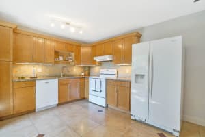 2095  White Pine Circle   C, Green Acres, FL 33415 Sold 12/16/22