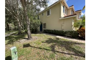 3052 N Evergreen Cir, Boynton Beach, FL 33426, Sold 03/27/23