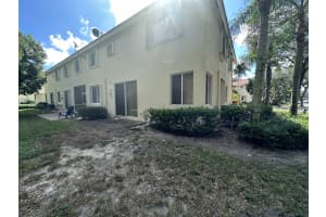 3052 N Evergreen Cir, Boynton Beach, FL 33426, Sold 03/27/23