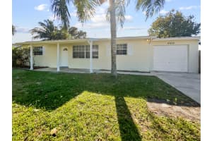 4634 SE Dryfus Ave, Stuart, FL 34997, Sold 04/10/23