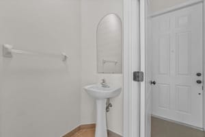 204 Seminole Palms Dr, Greenacres, FL 33463, Sold 12/08/22