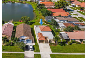 8370  Bonita Isle Drive, Lake Worth Beach, FL 33467 Sold 12/08/22