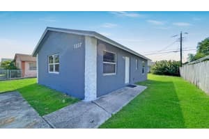 1237 W 24th St, West Palm Beach, FL 33404, Sold 12/20/22