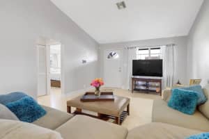 3320 SW 4th St, Deerfield Beach, FL 33442, Sold 11/23/22