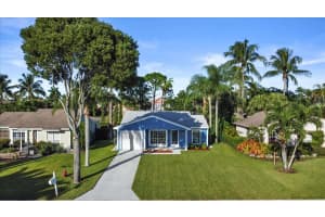 9025  Chrysanthemum Drive, Boynton Beach, FL 33472 Sold 12/02/22
