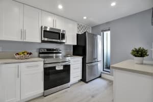 21  Royal Palm Way   103, Boca Raton, FL 33432 Sold 11/30/22