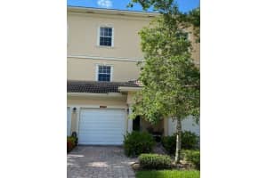 12771 SE Old Cypress Drive, Hobe Sound, FL 33455 Sold 11/18/22