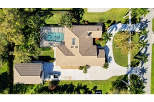15540  Cedar Bluff Place, Wellington, FL 33414 Sold 12/08/22