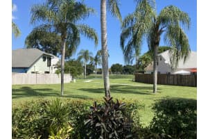77 Tara Lakes Dr W, Boynton Beach, FL 33436, Sold 11/21/22