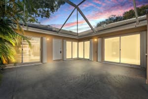 802  Sun Terrace Court, Palm Beach Gardens, FL 33403 Sold 03/30/23