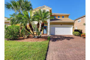 3985 NW Deer Oak Dr, Jensen Beach, FL 34957, Sold 05/18/23
