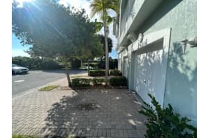 3115 Laurel Ridge Cir, Riviera Beach, FL 33404, Sold 02/23/23