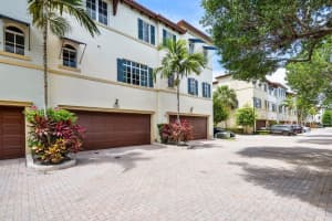 840  Virginia Garden Drive, Boynton Beach, FL 33435 Sold 05/17/23